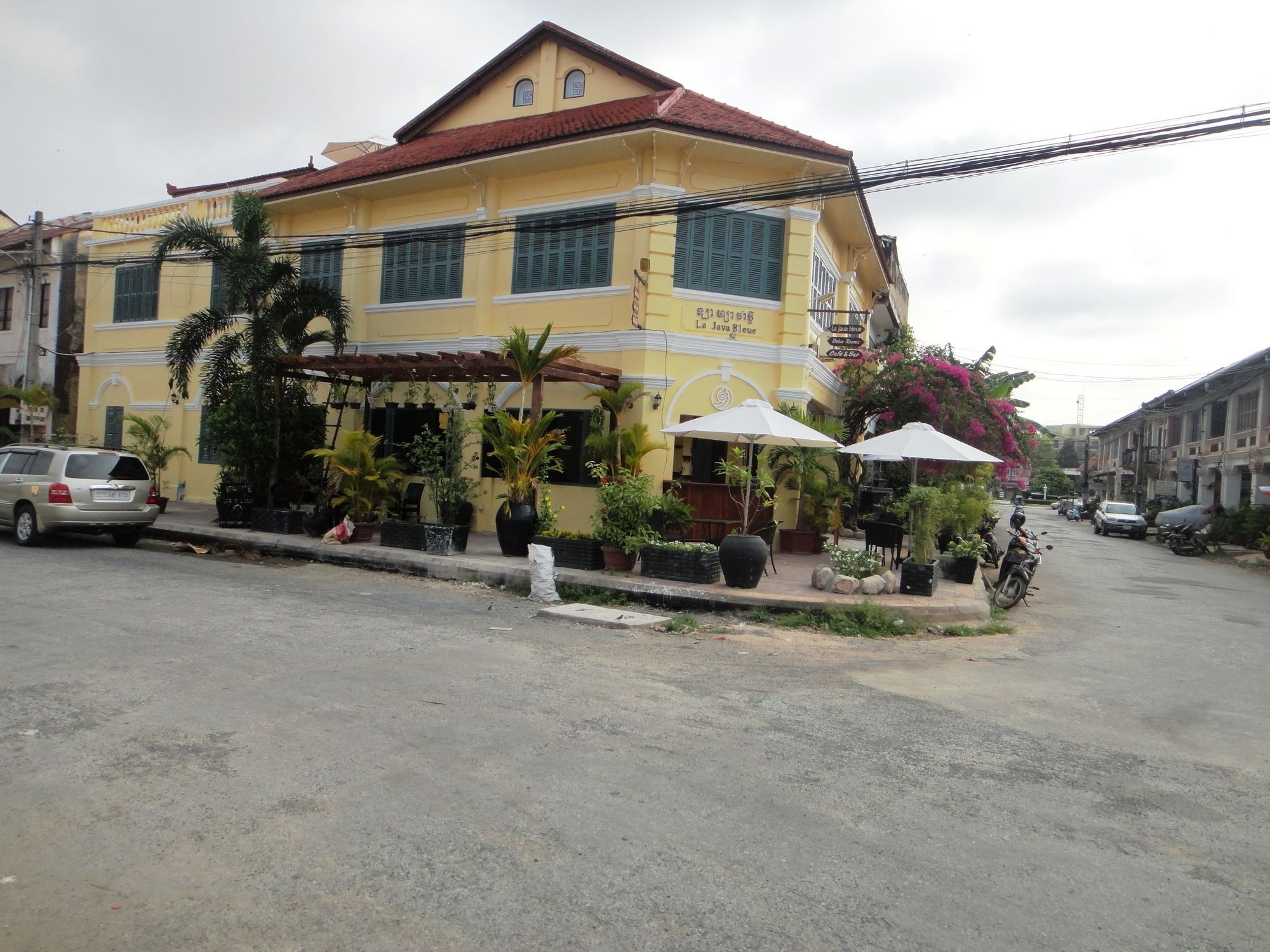 Hotel La Java Bleue Kampot Exterior photo